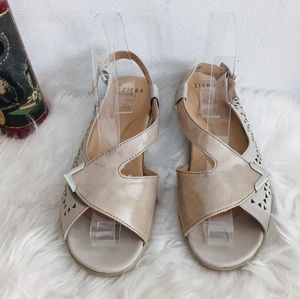 Ziera Dream Comfort Sandals Buff Beige Patent Leather Slingback Wedges 6.5
